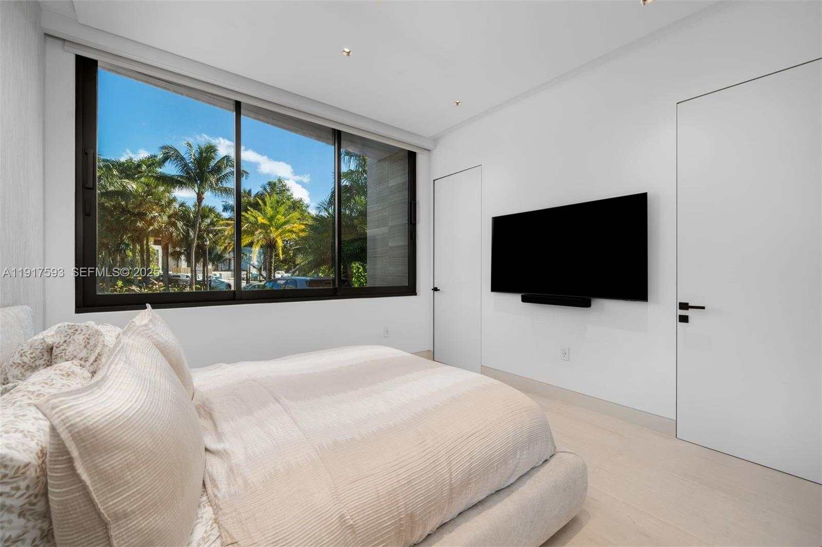 Photo of 342 Parkway (342), Golden Beach, Florida, 33160 -