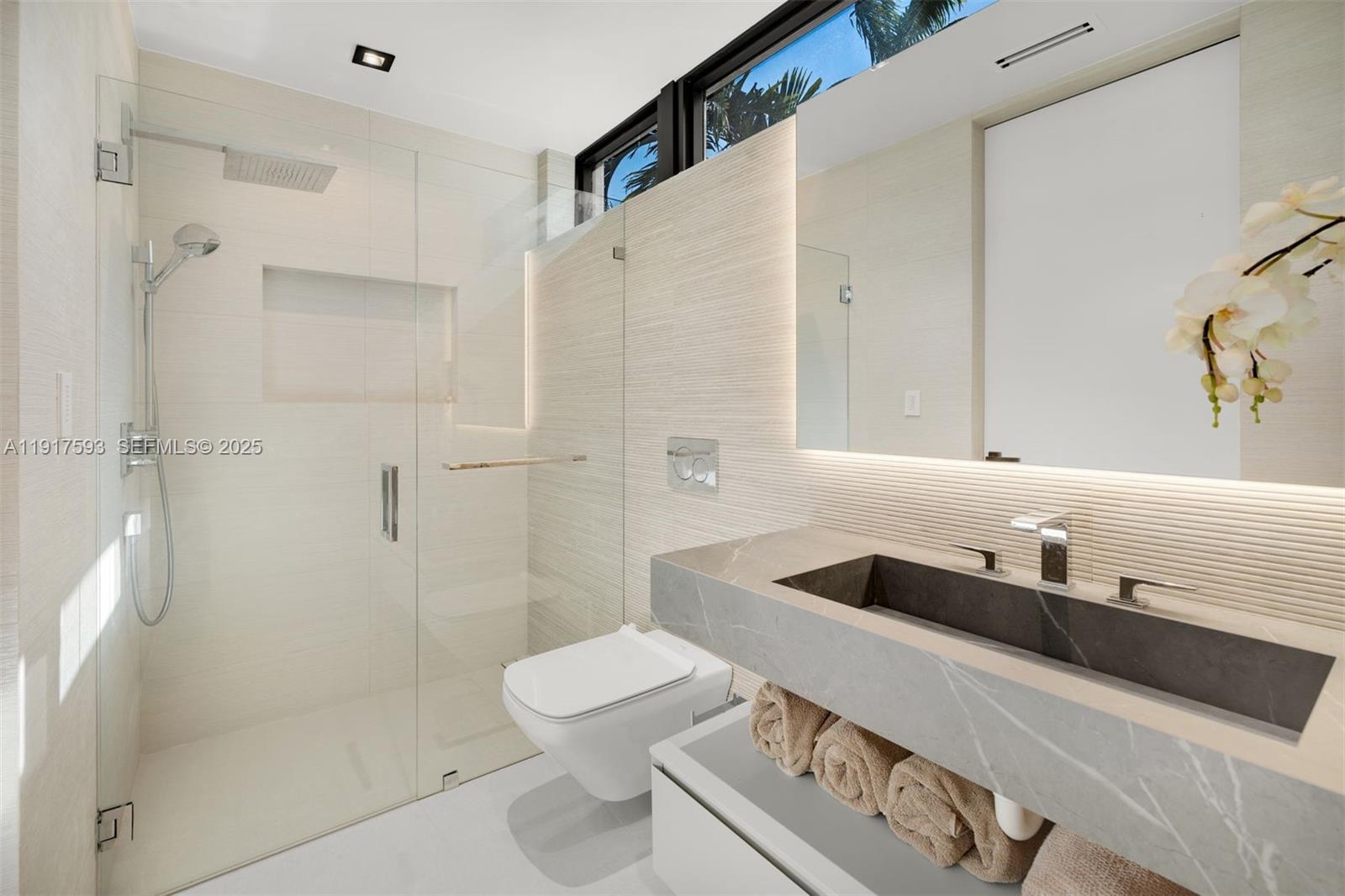 Photo of 342 Parkway (342), Golden Beach, Florida, 33160 -