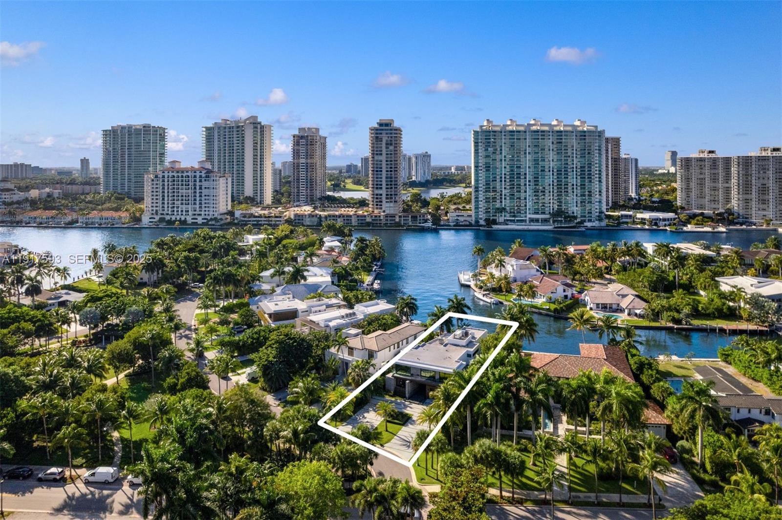 Photo of 342 Parkway (342), Golden Beach, Florida, 33160 -