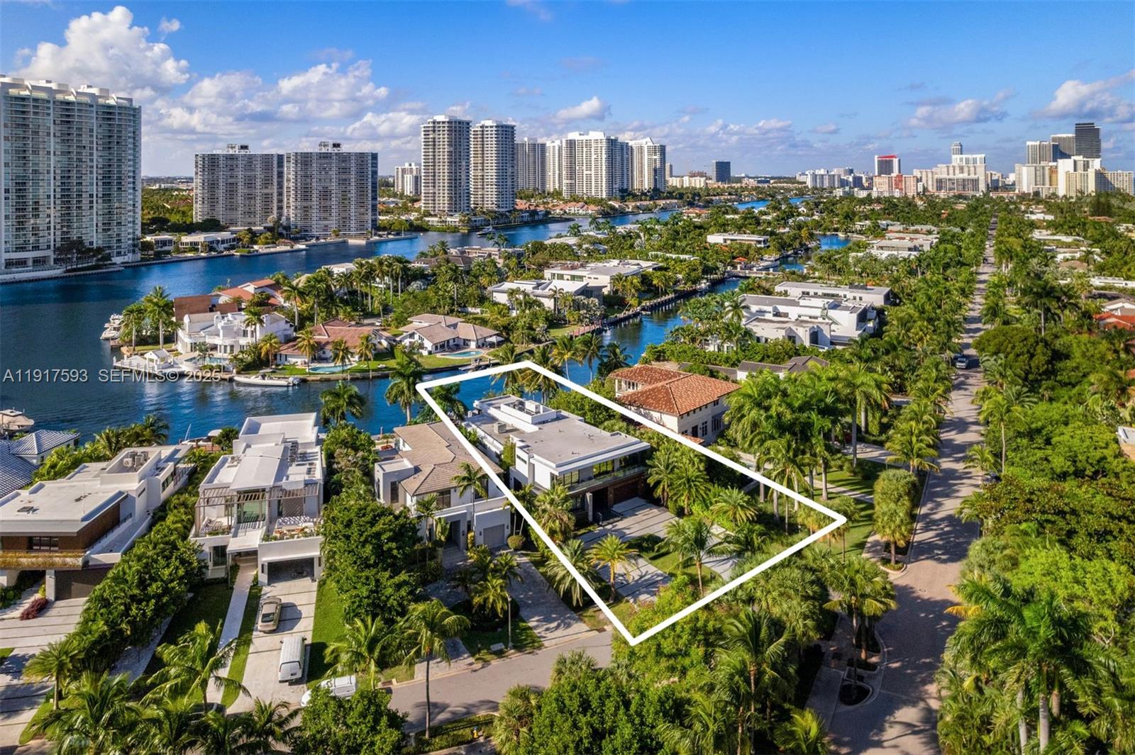 Photo of 342 Parkway (342), Golden Beach, Florida, 33160 -