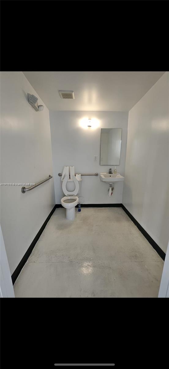 171  /   sq. ft. $ 2025-11-20 0 foto