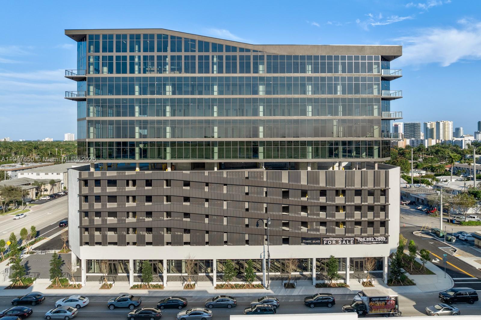 806  /   кв.футов $ 2025-11-20 0 Фото