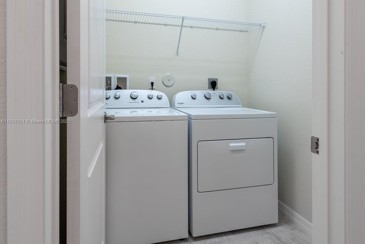 4974 3 / 3 1905 sq. ft. $ 2025-11-20 0 Photo