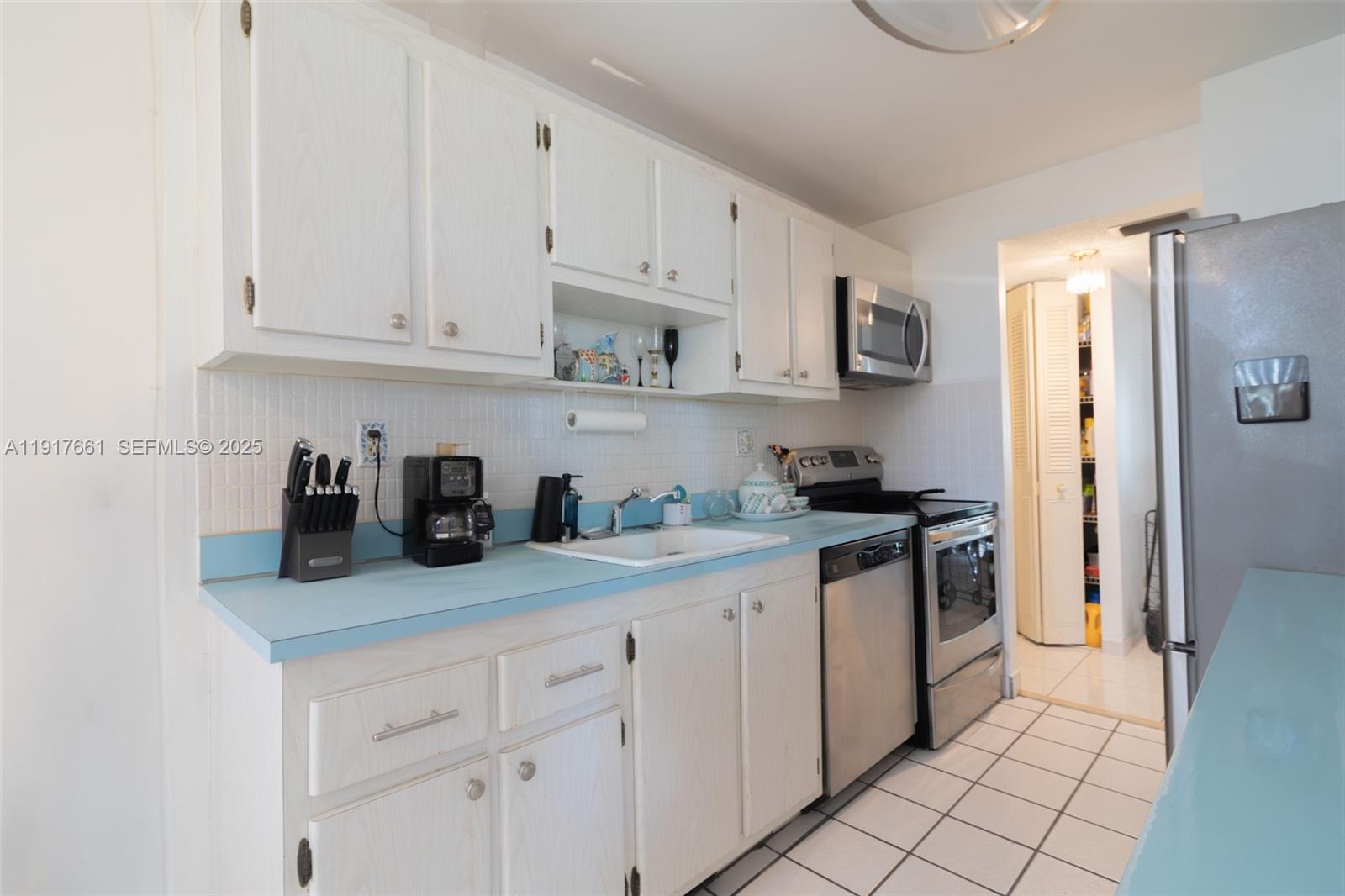 617 2 / 2 1488 sq. ft. $ 2025-11-20 0 Photo