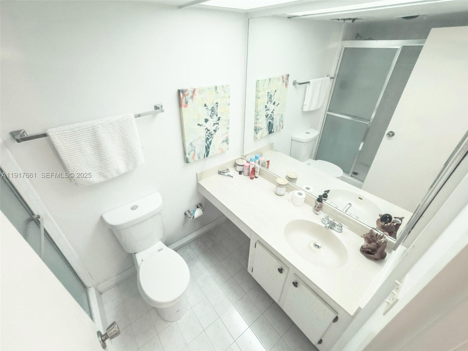 617 2 / 2 1488 sq. ft. $ 2025-11-20 0 Photo