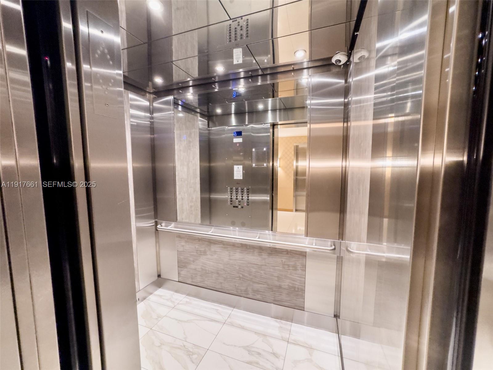 617 2 / 2 1488 sq. ft. $ 2025-11-20 0 Photo