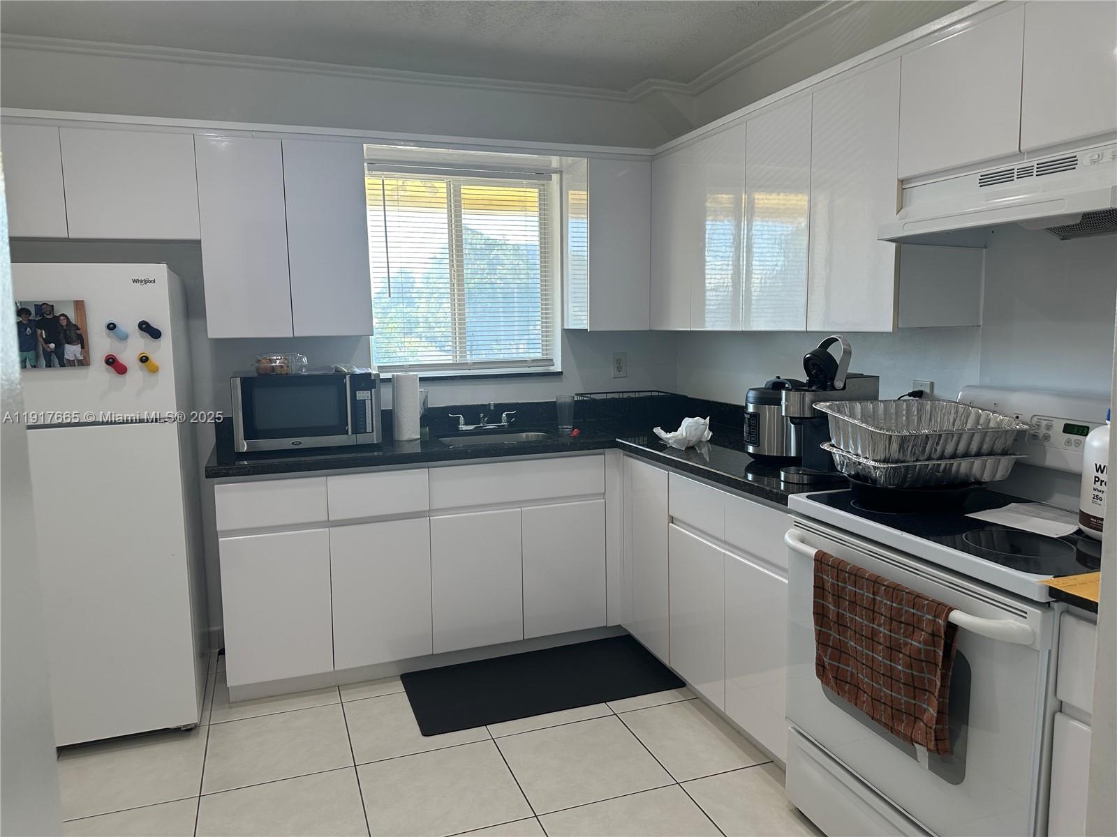   /   sq. ft. $ 2025-11-20 0 Photo