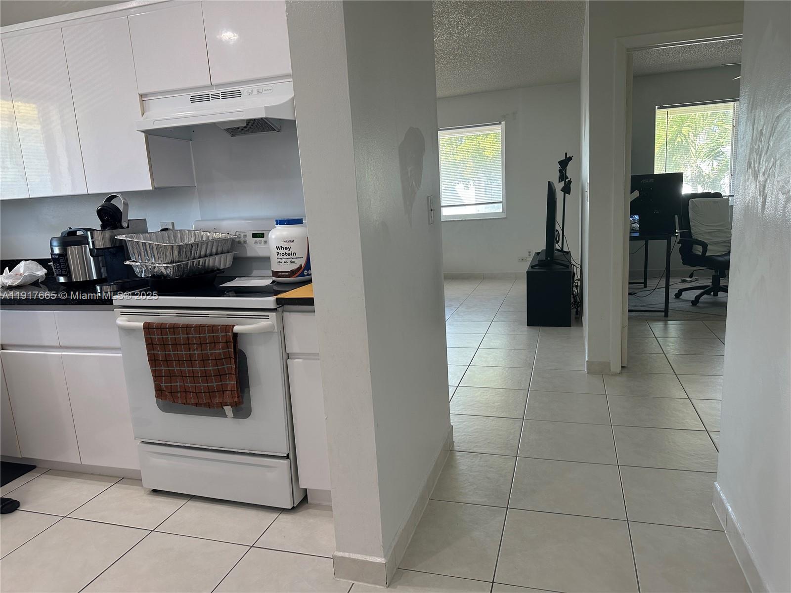   /   sq. ft. $ 2025-11-20 0 Photo