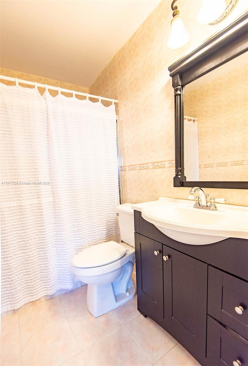   /  1529 sq. ft. $ 2025-11-20 0 Photo