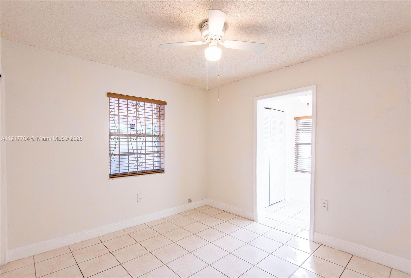   /  1529 sq. ft. $ 2025-11-20 0 Photo