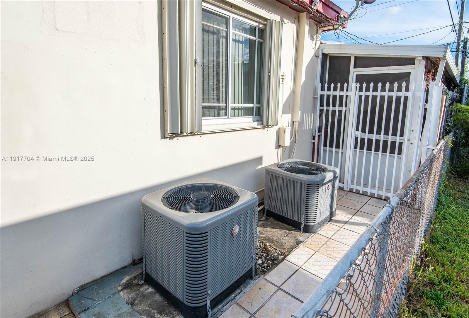   /  1529 sq. ft. $ 2025-11-20 0 Photo