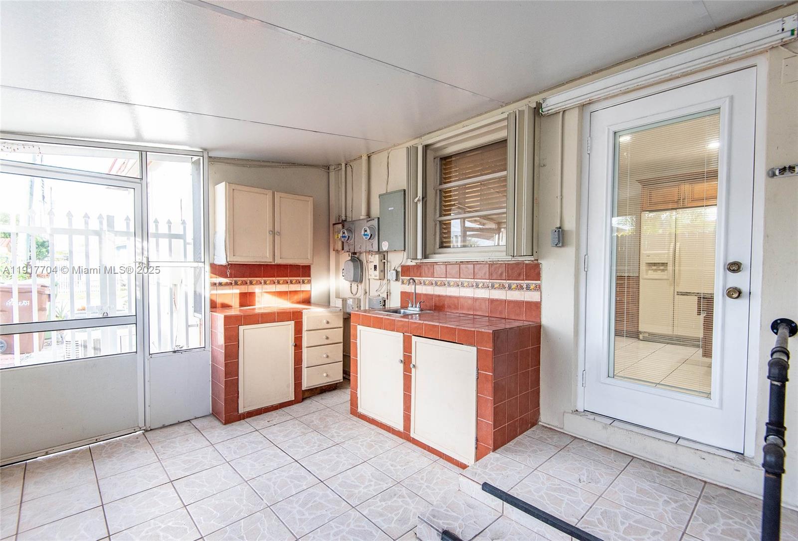   /  1529 sq. ft. $ 2025-11-20 0 Photo