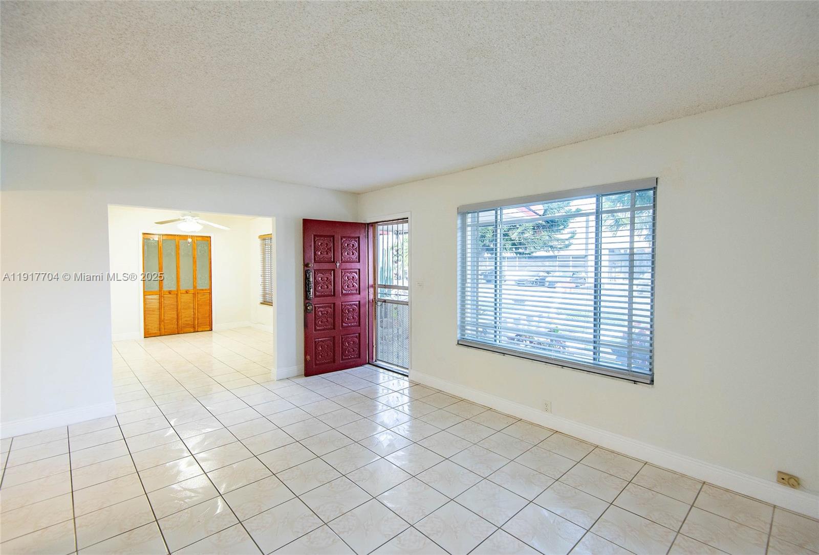   /  1529 sq. ft. $ 2025-11-20 0 Photo