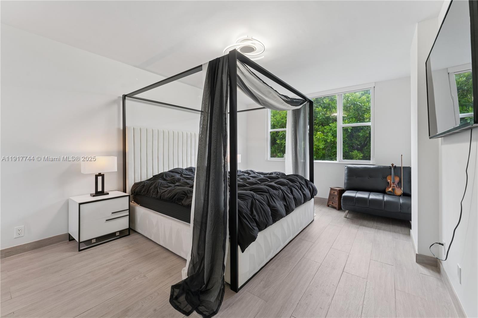 303B 2 / 2 1132 sq. ft. $ 2025-11-20 0 Photo