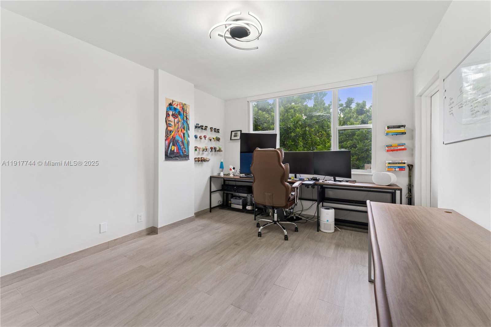 303B 2 / 2 1132 sq. ft. $ 2025-11-20 0 Photo