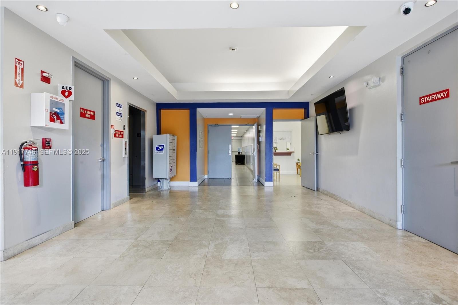 Подробнее / кв.футов $ 2025-11-20 0 Фото