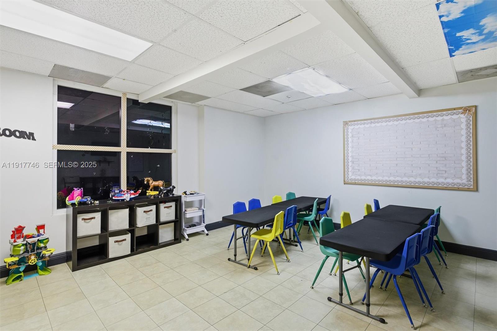 Подробнее / кв.футов $ 2025-11-20 0 Фото