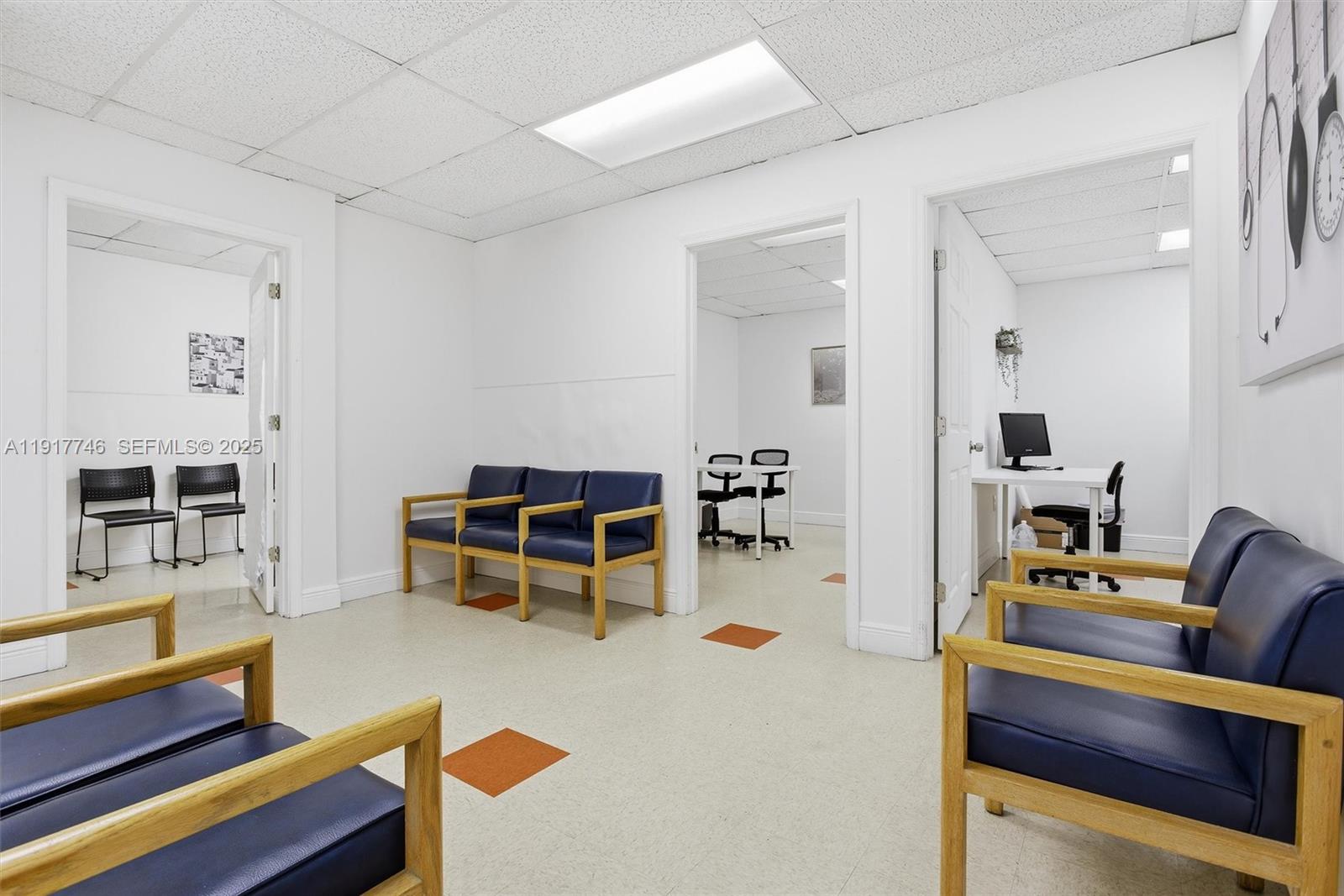 Подробнее / кв.футов $ 2025-11-20 0 Фото