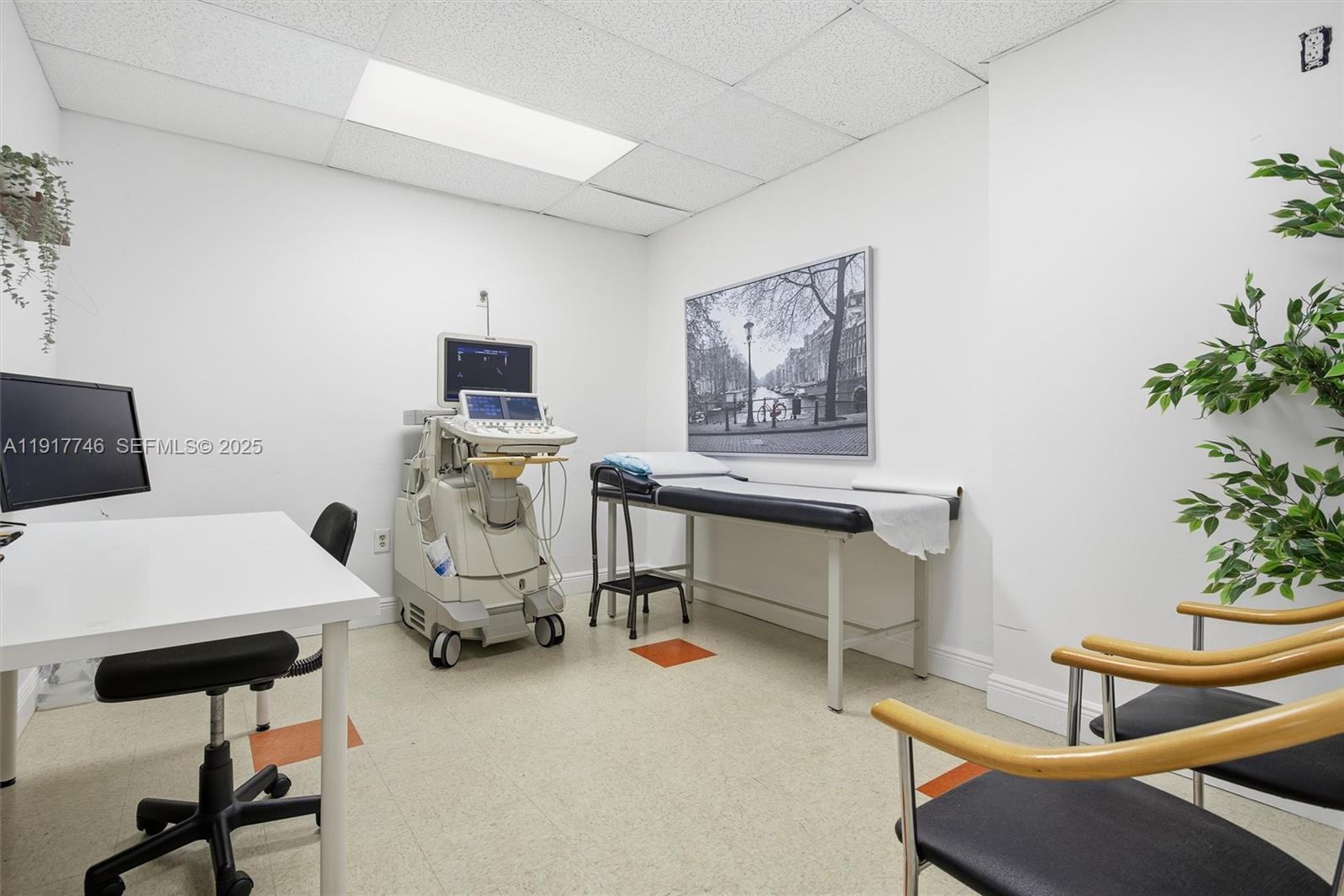 Подробнее / кв.футов $ 2025-11-20 0 Фото