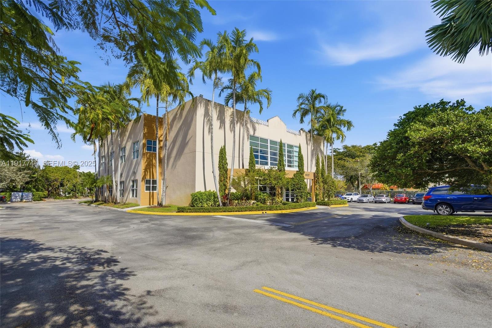 Подробнее / кв.футов $ 2025-11-20 0 Фото