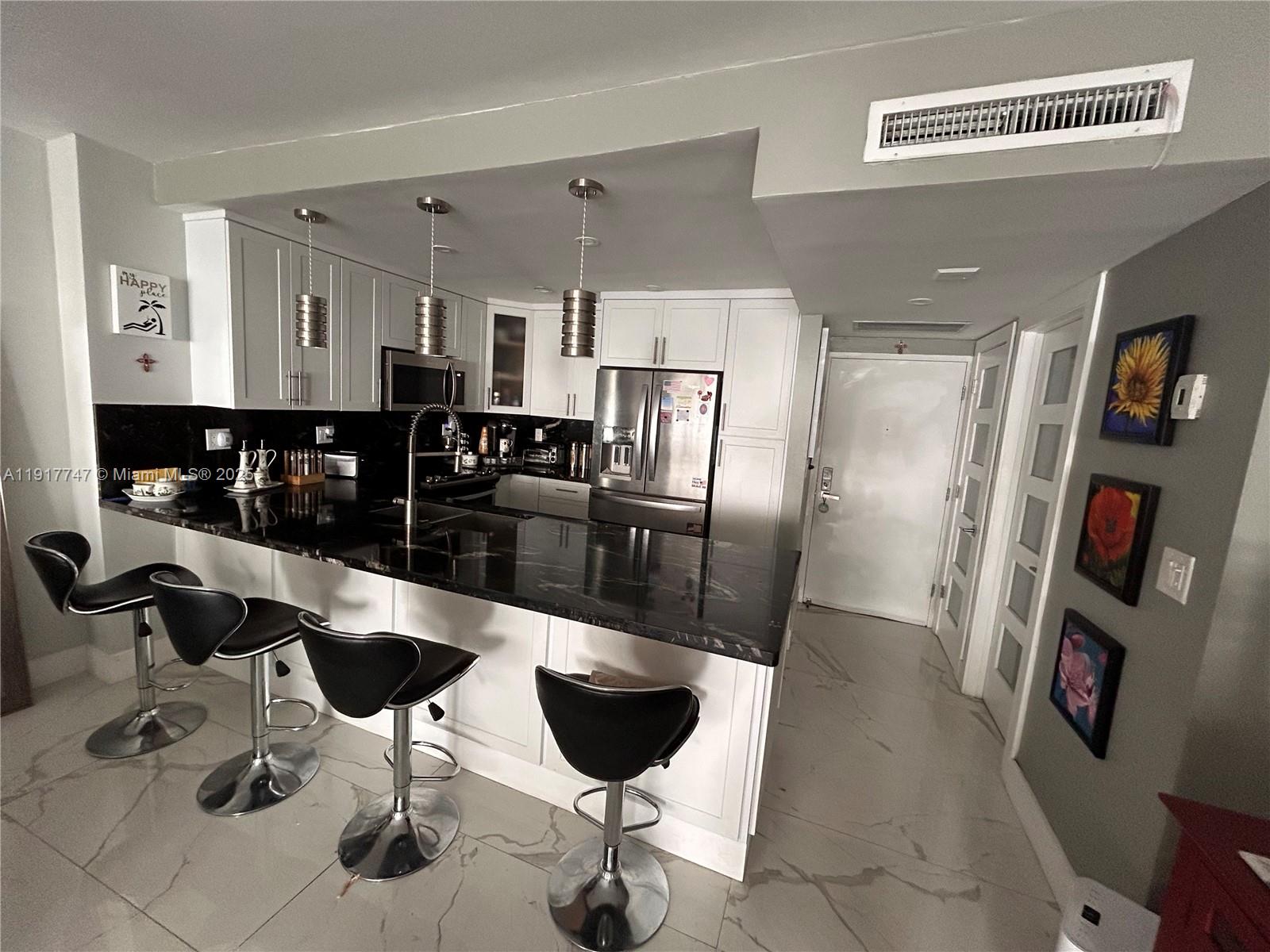 Photo of 3725 Ocean Dr  #1103, Hollywood, Florida, 33019 - 