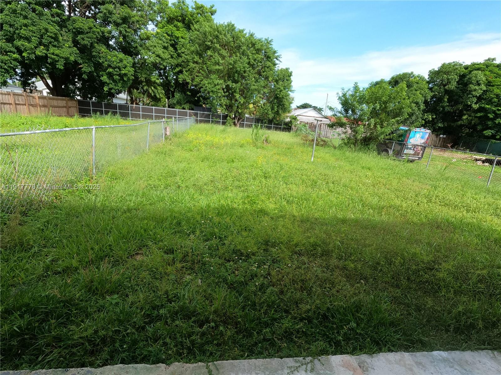   /  1311 sq. ft. $ 2025-11-20 0 Photo