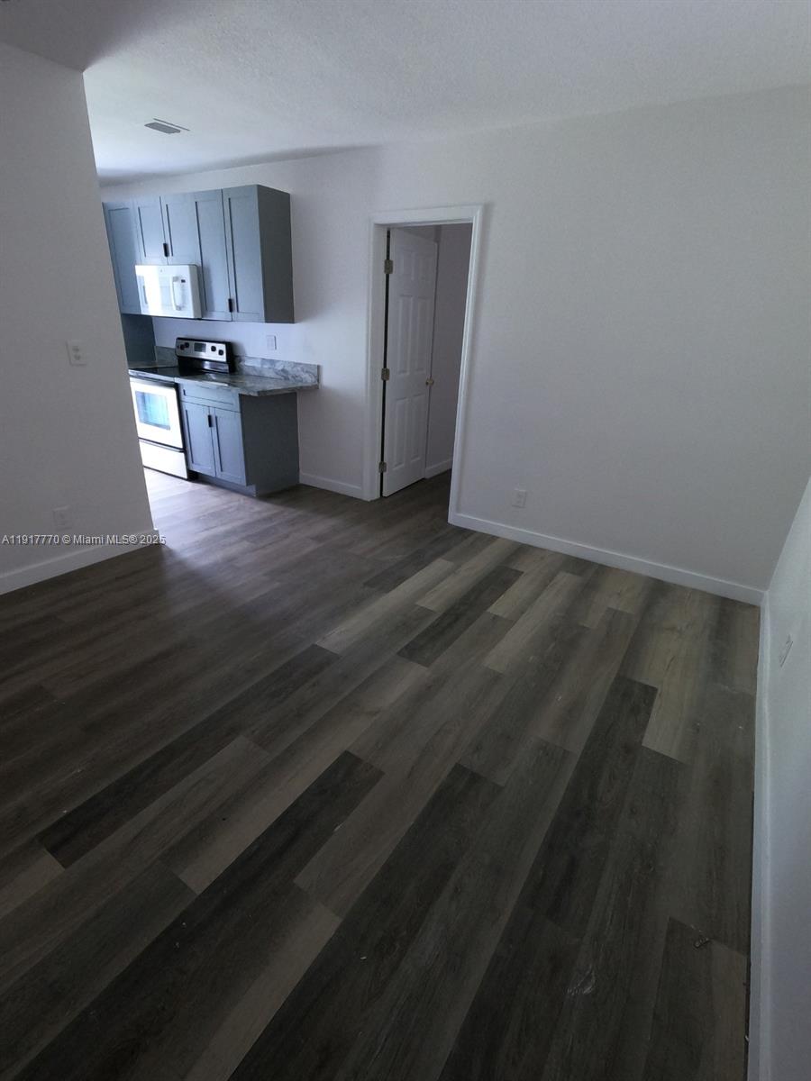   /  1311 sq. ft. $ 2025-11-20 0 Photo