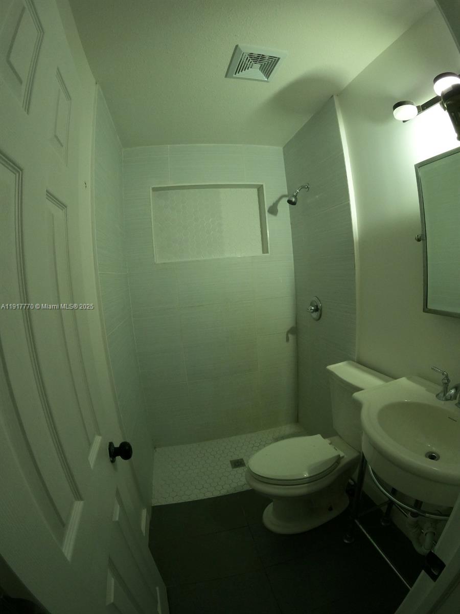   /  1311 sq. ft. $ 2025-11-20 0 Photo