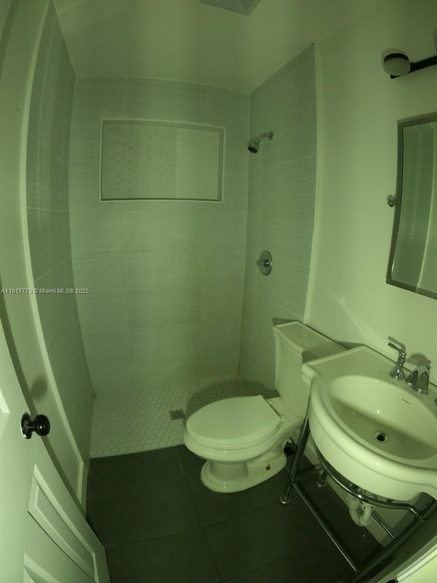   /  1311 sq. ft. $ 2025-11-20 0 Photo