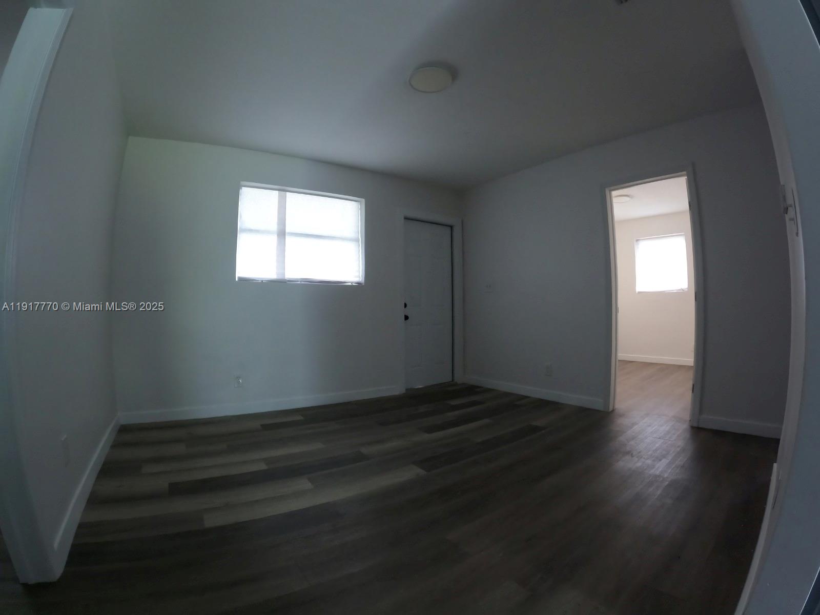   /  1311 sq. ft. $ 2025-11-20 0 Photo