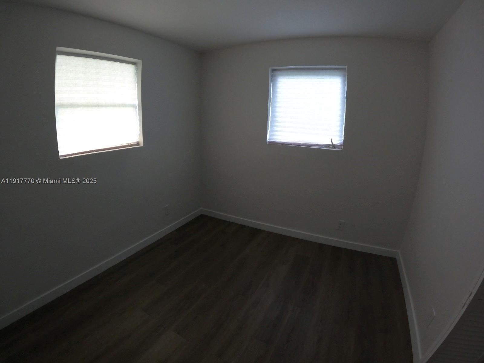   /  1311 sq. ft. $ 2025-11-20 0 Photo