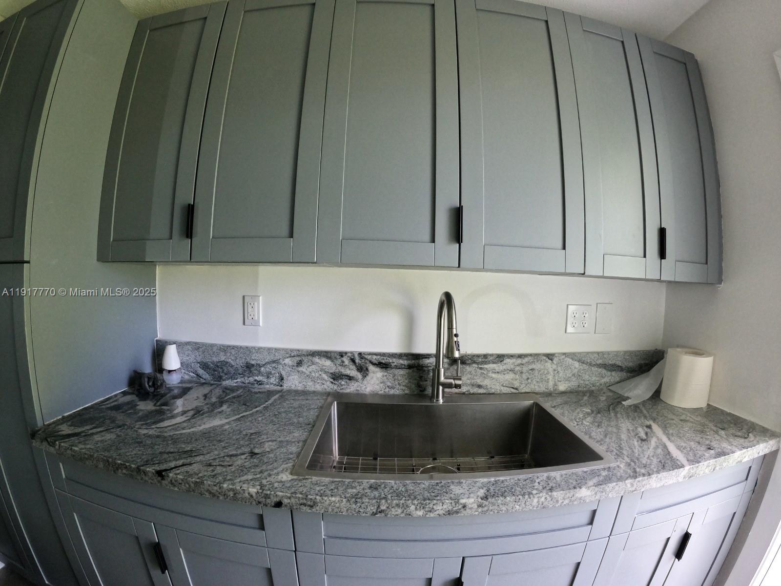   /  1311 sq. ft. $ 2025-11-20 0 Photo