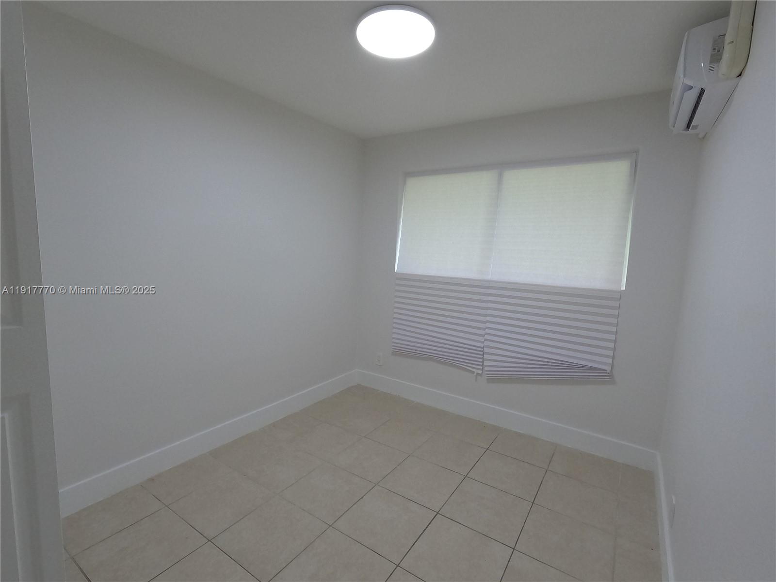   /  1311 sq. ft. $ 2025-11-20 0 Photo