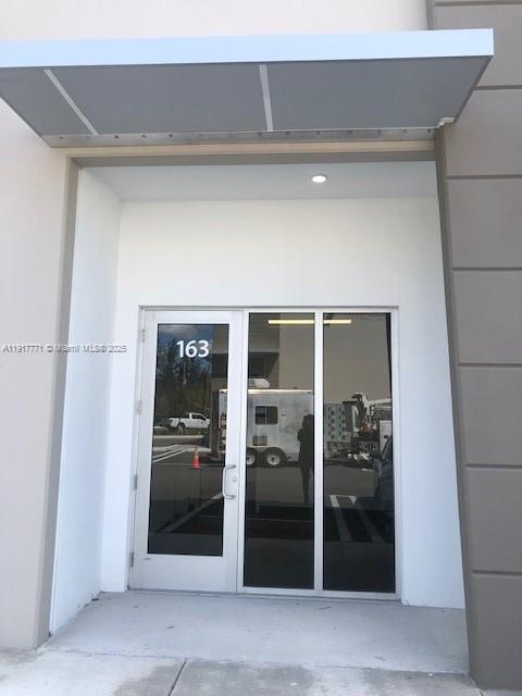 163  /   sq. ft. $ 2025-11-20 0 foto