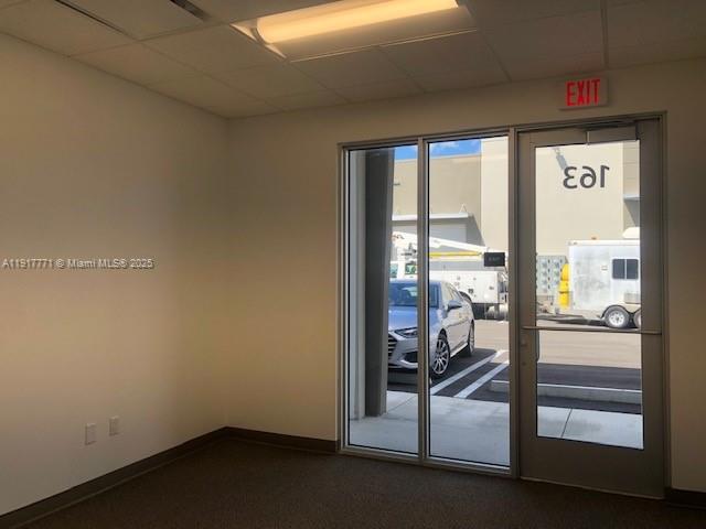 163  /   sq. ft. $ 2025-11-20 0 foto