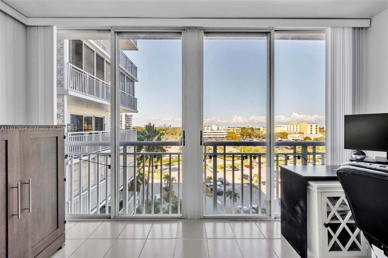 Ver detalles 709 1 / 2 844 sq. ft. $ 2025-11-20 0 foto