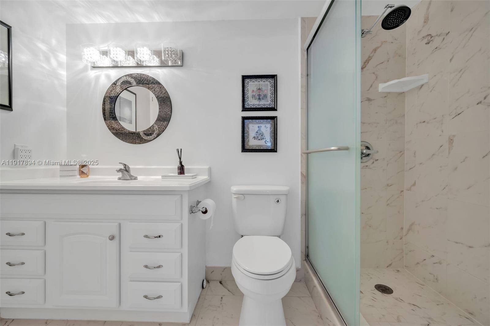 Ver detalles 709 1 / 2 844 sq. ft. $ 2025-11-20 0 foto