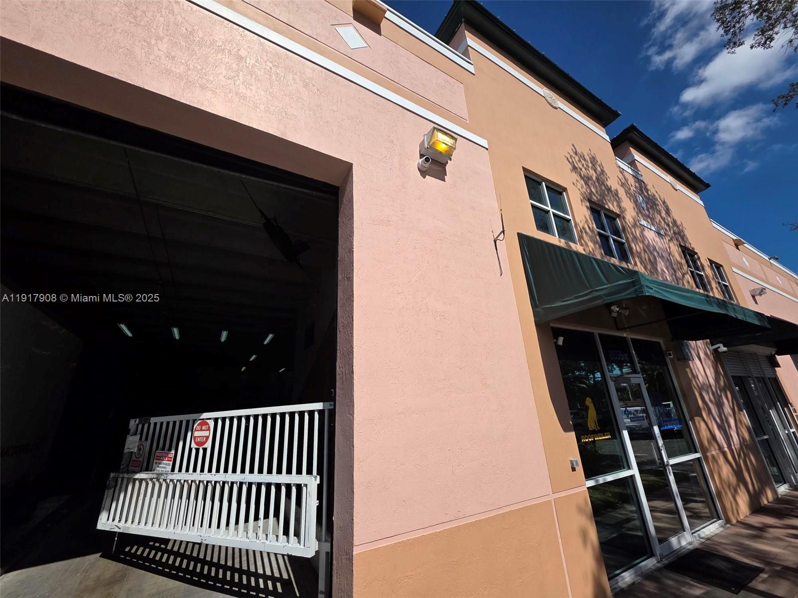   /   sq. ft. $ 2025-11-20 0 foto