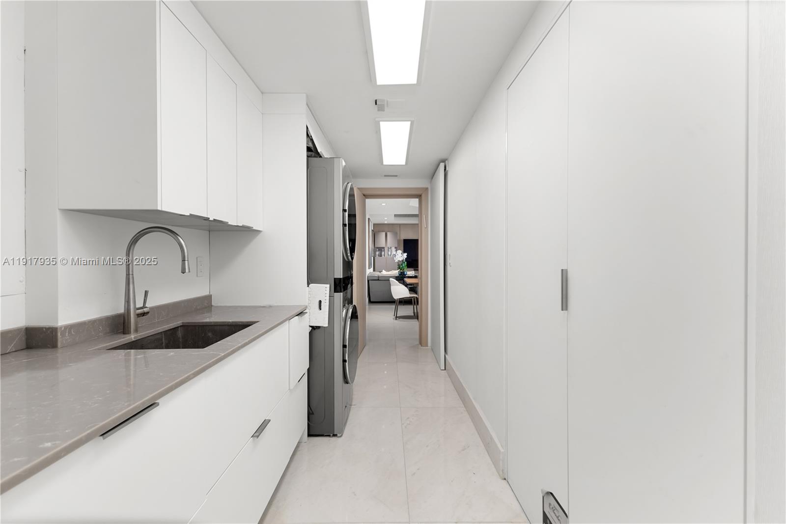 Photo of 19955 38th Ct  #1103, Aventura, Florida, 33180 - 