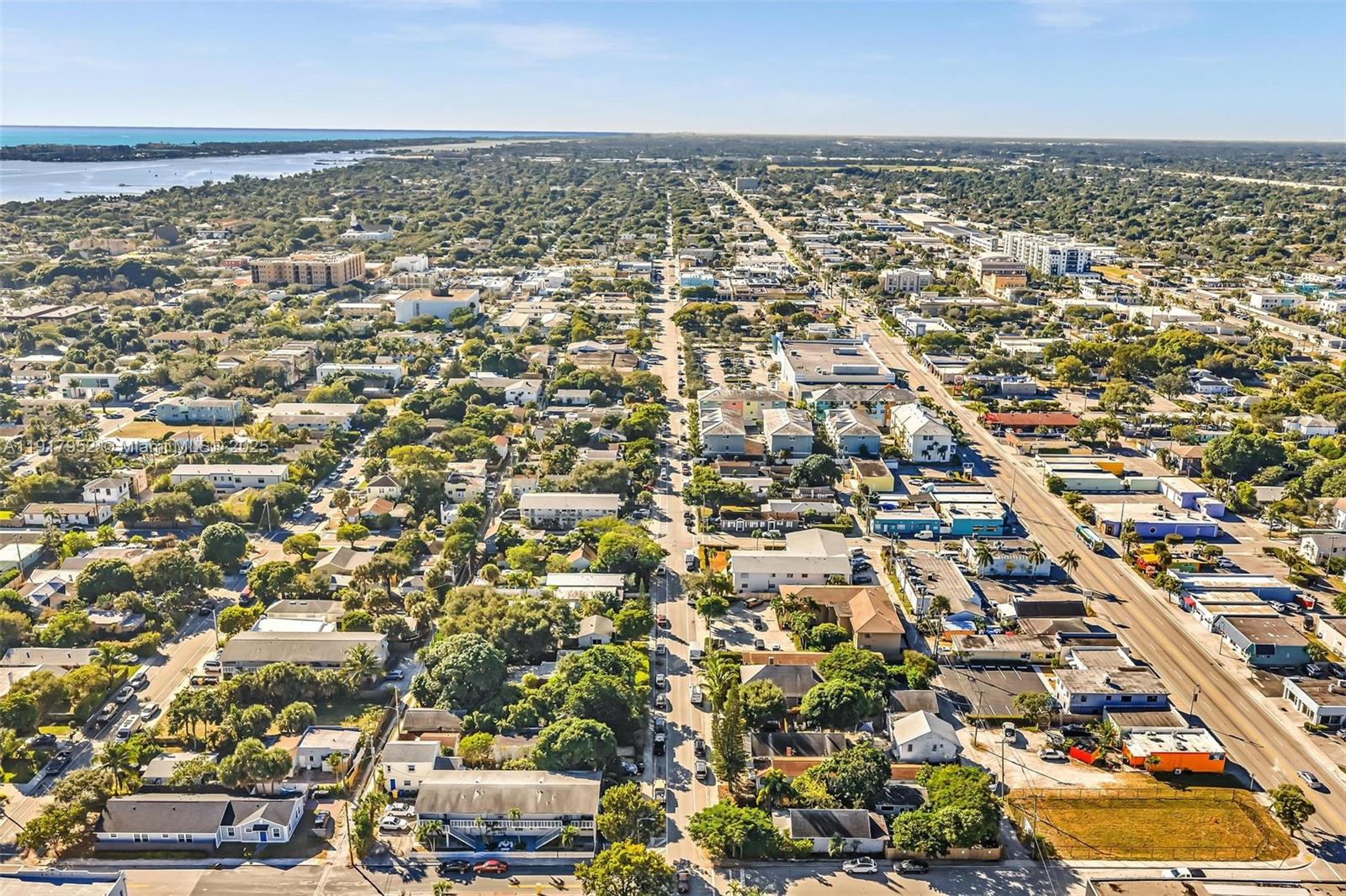   /   sq. ft. $ 2025-11-20 0 foto