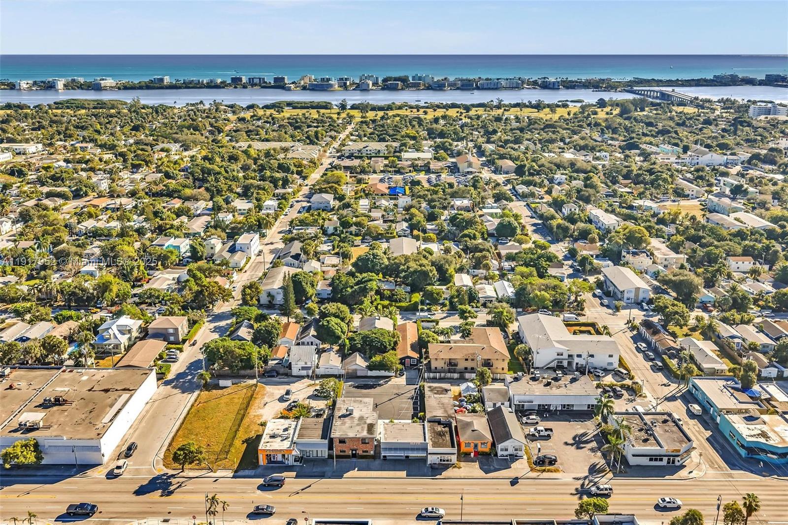   /   sq. ft. $ 2025-11-20 0 foto