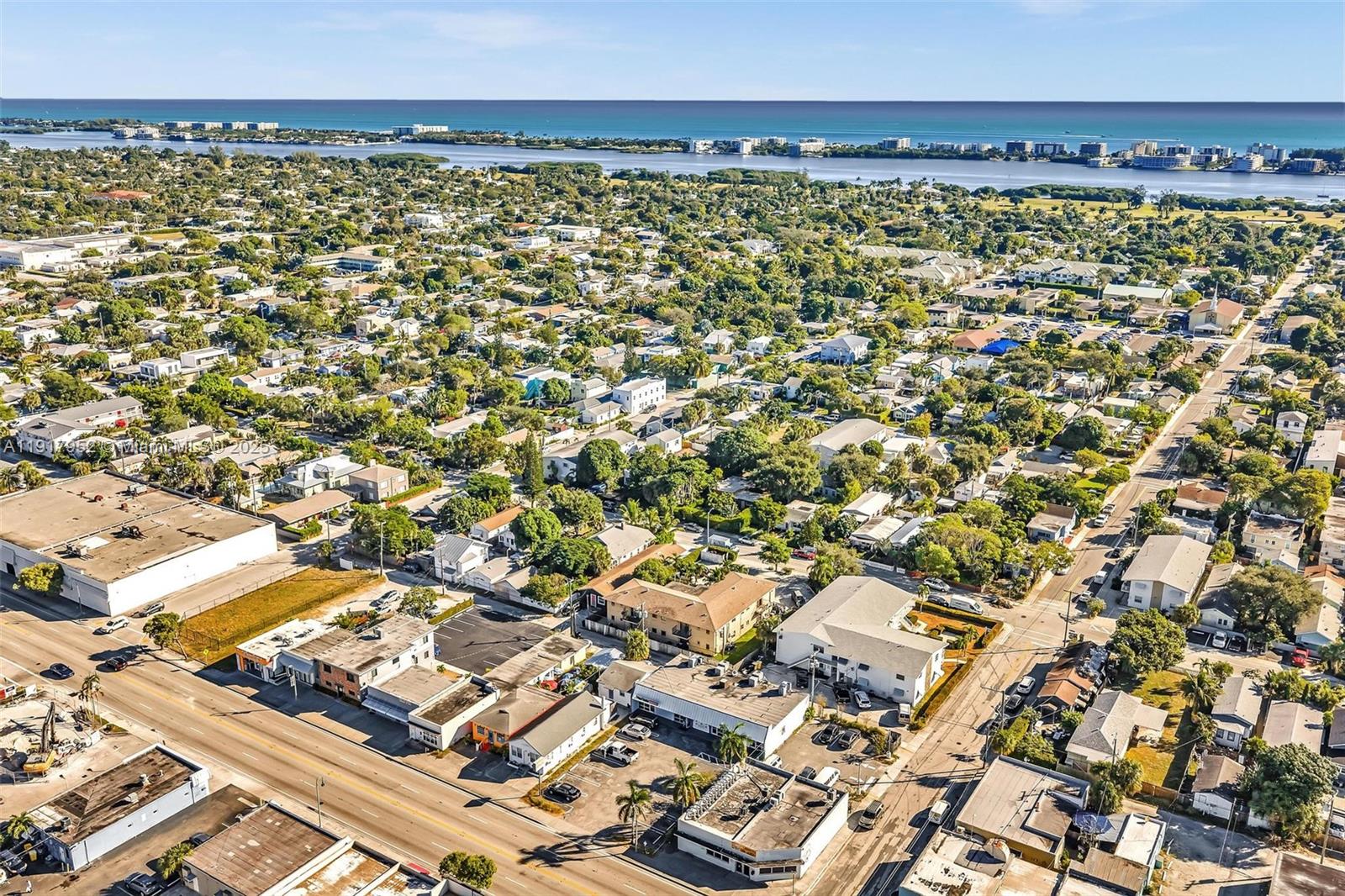   /   sq. ft. $ 2025-11-20 0 foto