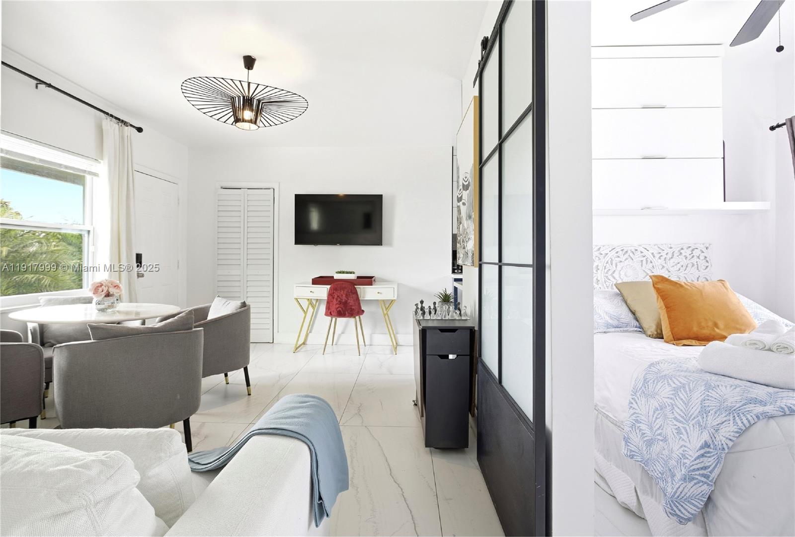   /   sq. ft. $ 2025-11-21 0 Photo