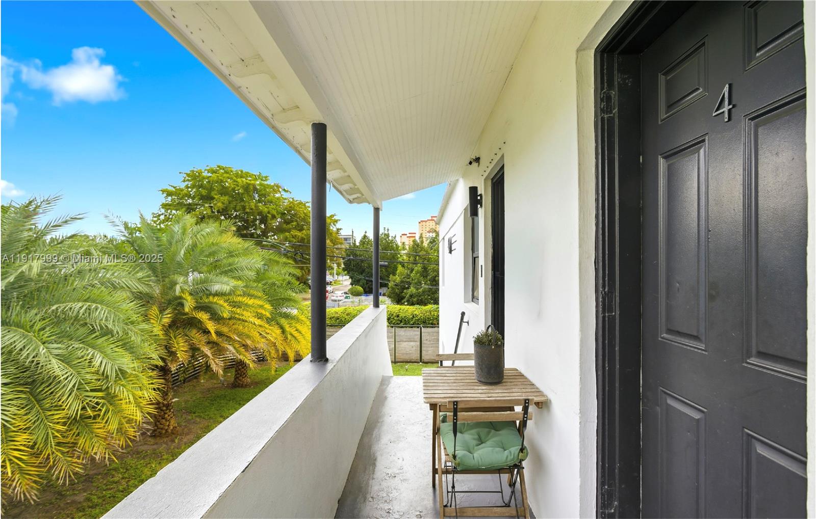   /   sq. ft. $ 2025-11-21 0 Photo