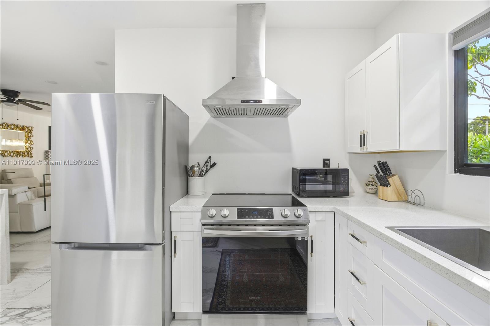   /   sq. ft. $ 2025-11-21 0 Photo