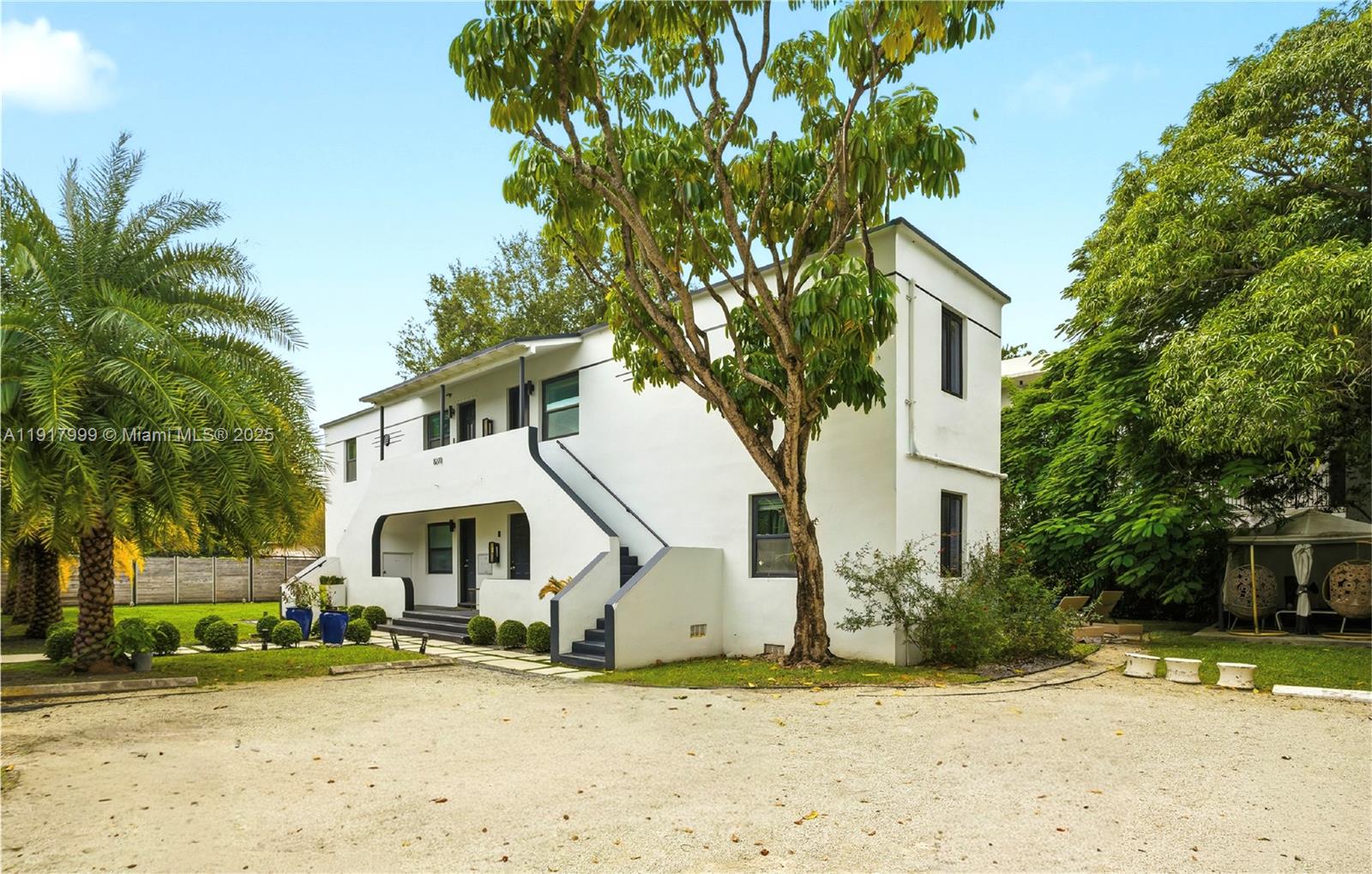   /   sq. ft. $ 2025-11-21 0 Photo