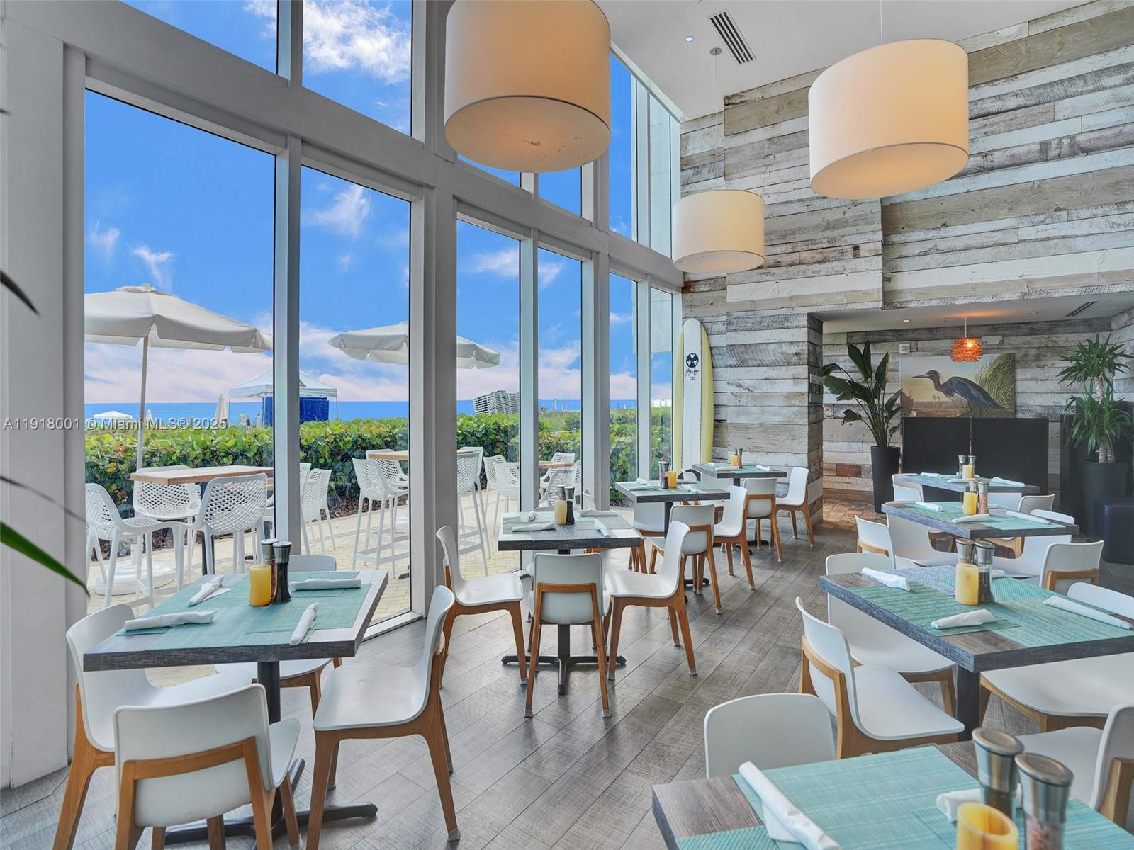 603 2 / 3 1962 sq. ft. $ 2025-11-21 0 foto