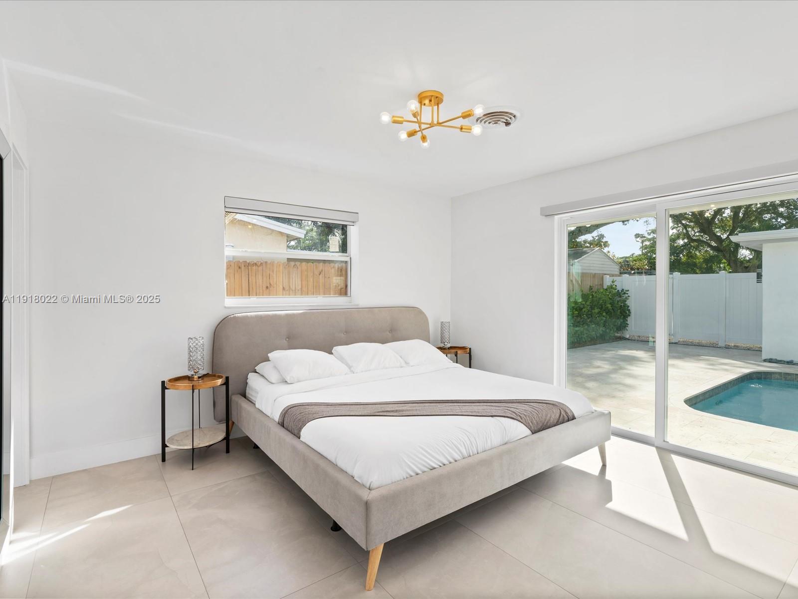   /  1359 sq. ft. $ 2025-11-21 0 Photo