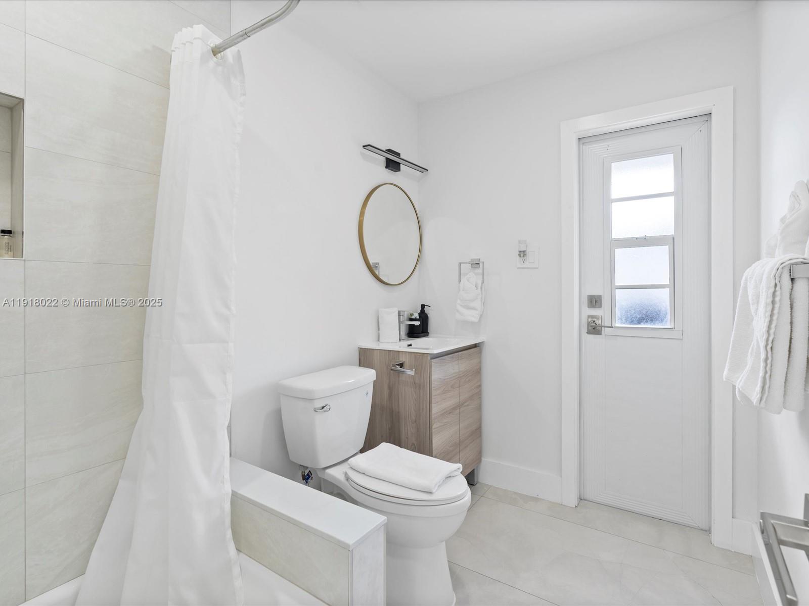   /  1359 sq. ft. $ 2025-11-21 0 Photo