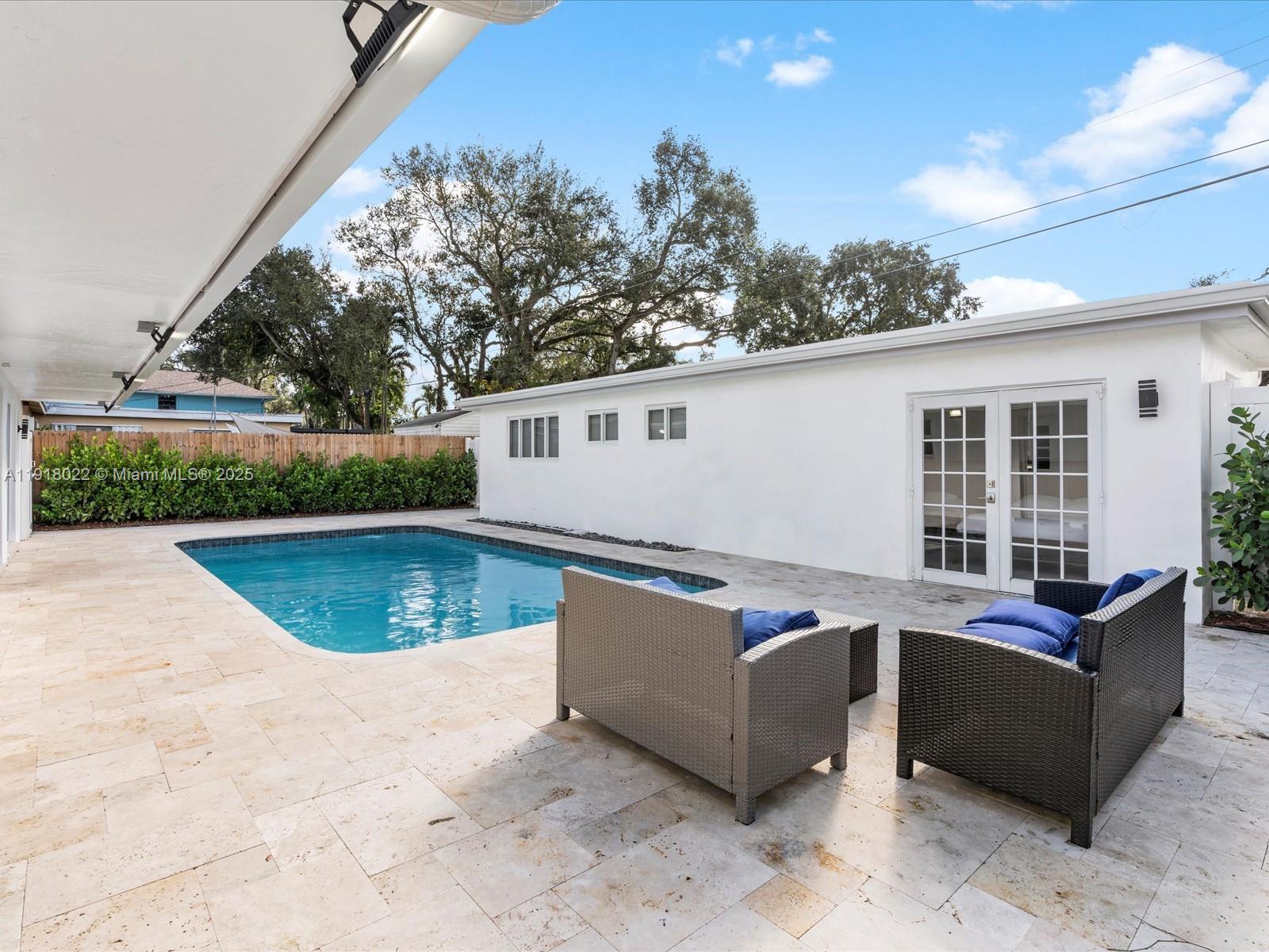   /  1359 sq. ft. $ 2025-11-21 0 Photo